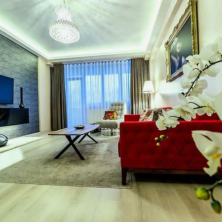 Apartment Chic By Landev Braşov Exteriör bild