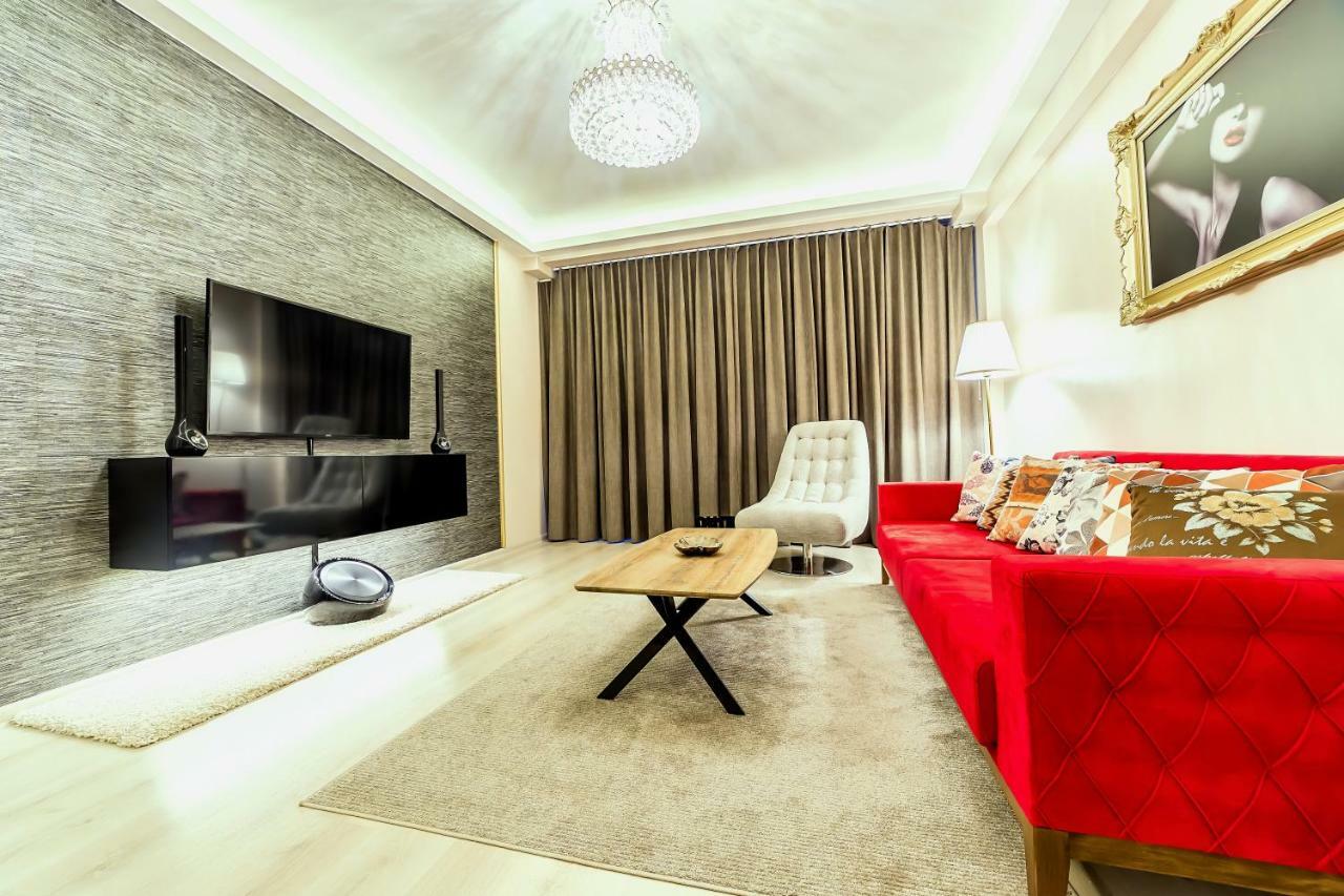 Apartment Chic By Landev Braşov Exteriör bild